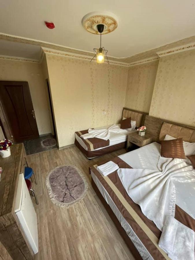 Oezguer Hotel Antalya Ngoại thất bức ảnh